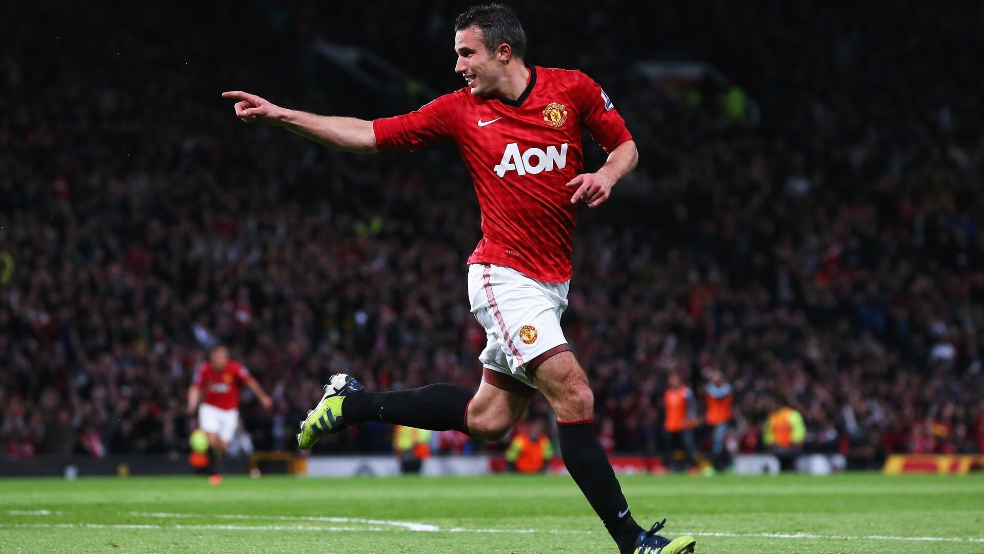 德甲球队在高强度对抗下体能衰减与技术失误关系研究，德甲身体对抗强吗