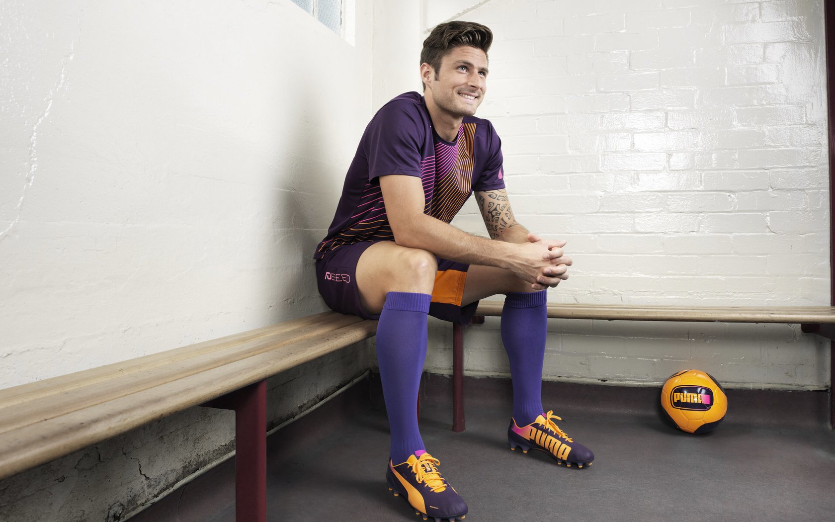 西甲战火重燃：巴萨迎战皇马，谁才是真正的王者？，巴萨vs皇马 西甲